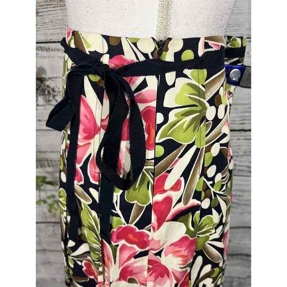 Talbots Skirt sz 6 Petite Pink Green Floral Tropical Knee Pleated Cottage Core - Picture 7 of 11